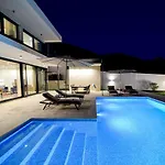 Luxury Mika With Private Pool Near Dubrovnik *